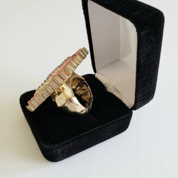 NEW. Peach and Gold Statement Ring - Picture 2 of 3